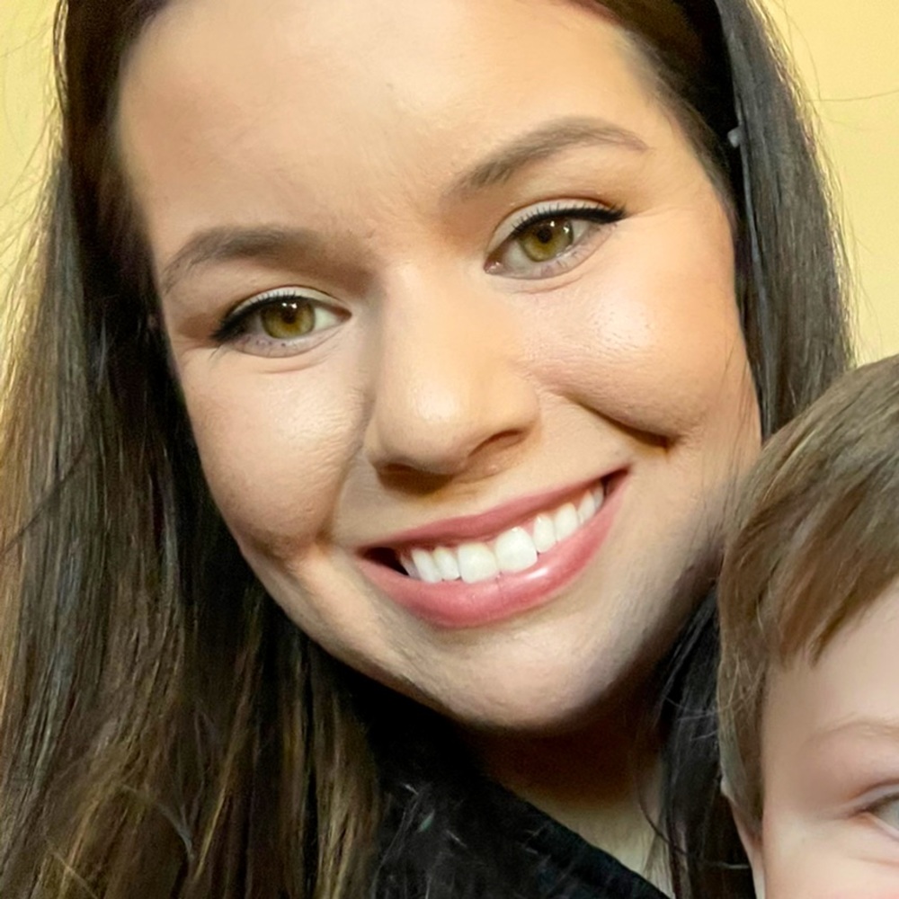 Meet your Posher, Christina